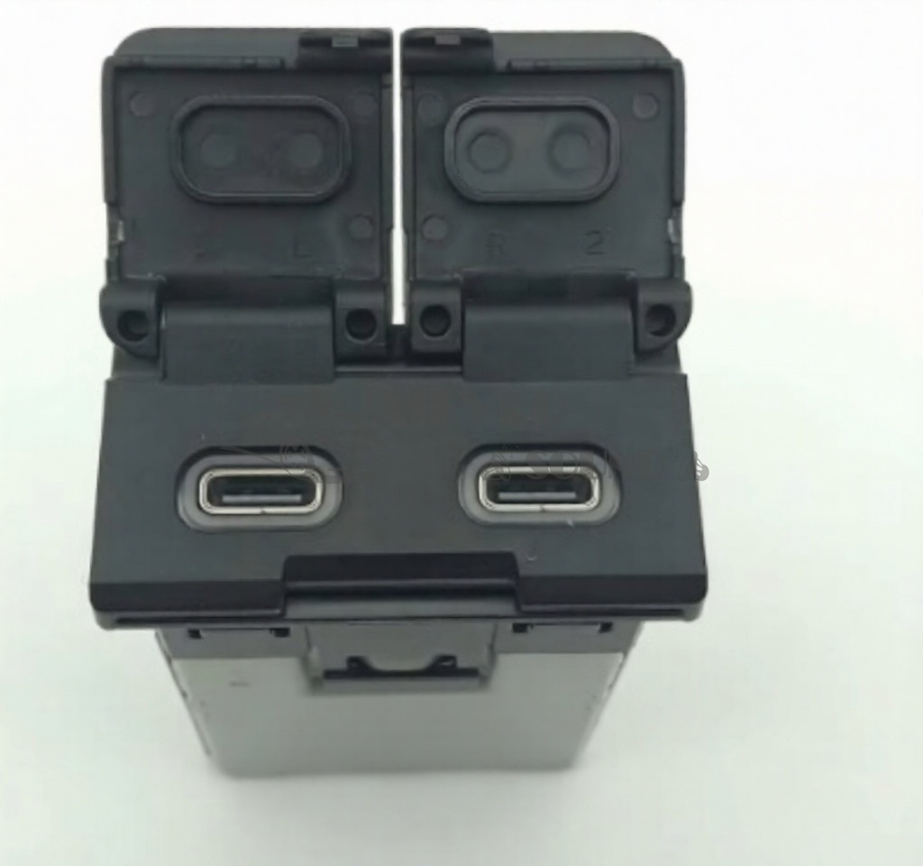 Toyota 2019+ Araca Özel Oem USB Soketi 20-005